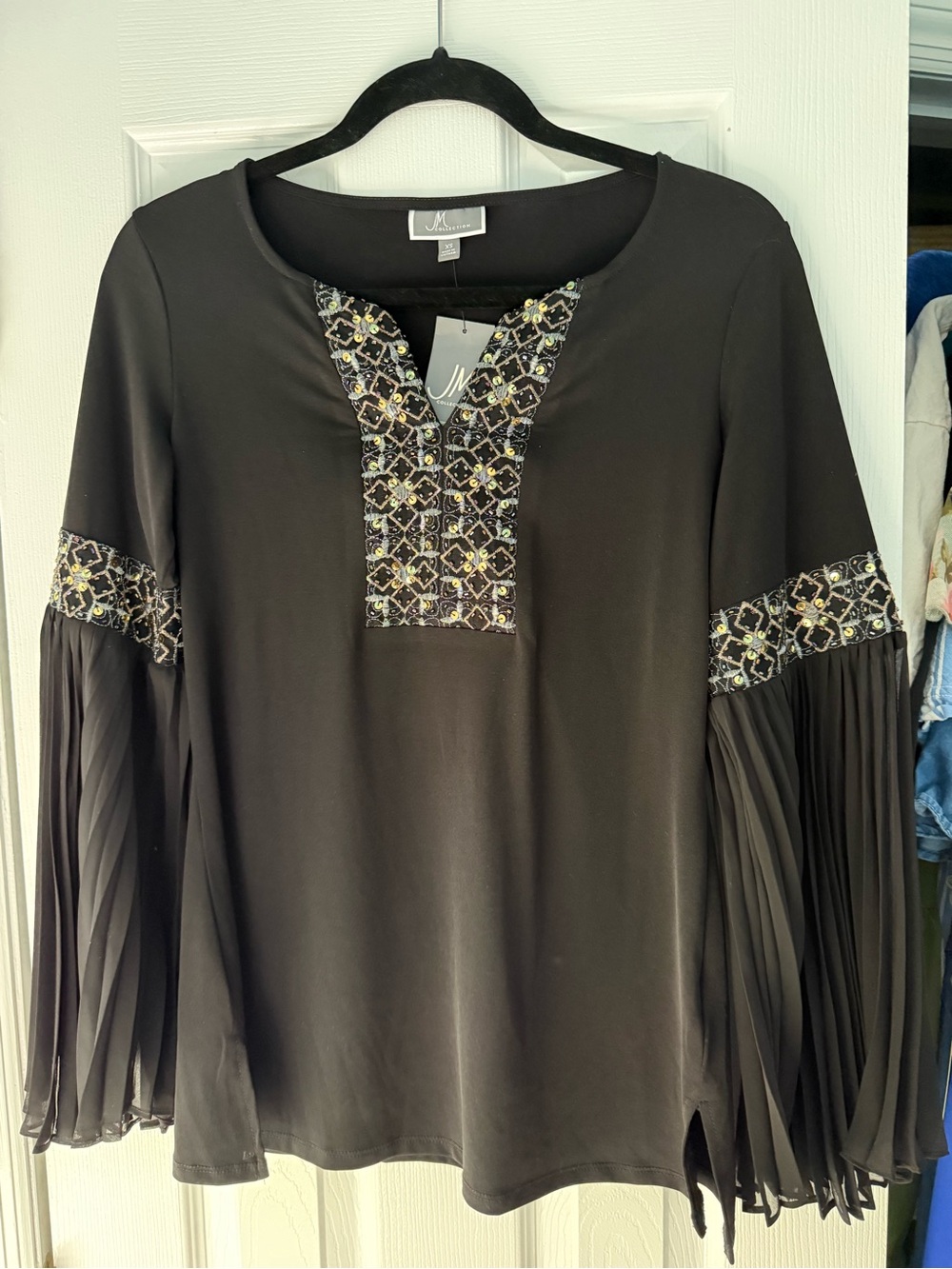 Black Embellished Pleat-Sleeve Women's Top
